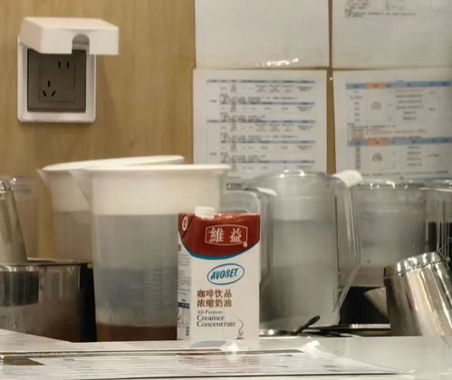 三个零 新茶饮的集体谎言与液体壁纸